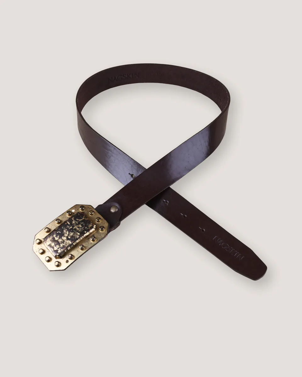 NAGSKIN leather belt product composition
