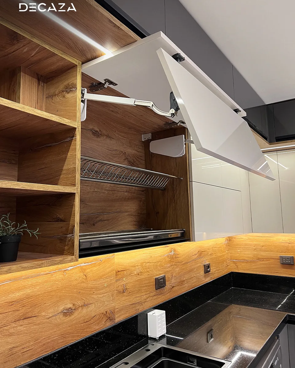Lift-up cabinet storage mechanism